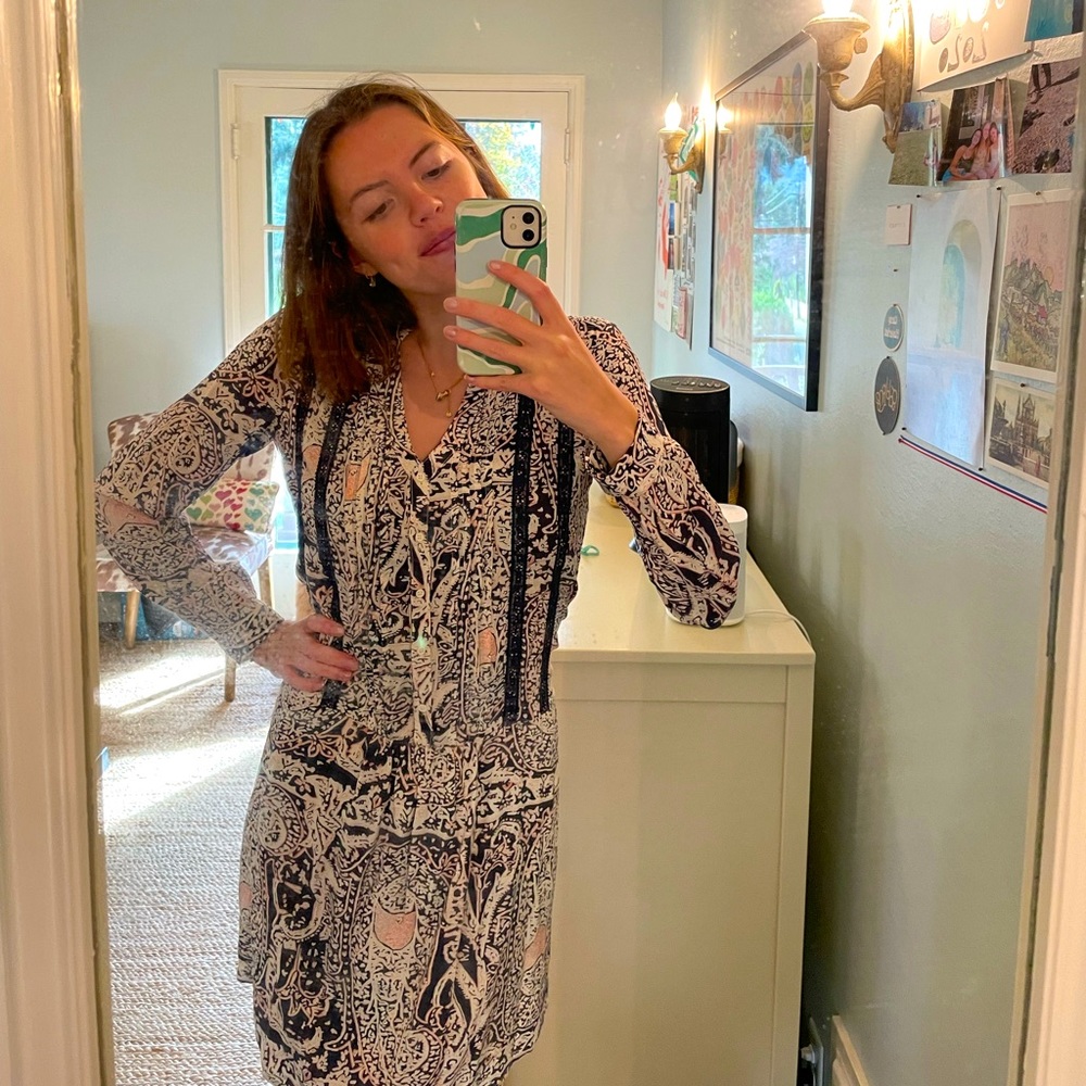 The cutest vintage-looking dress 🌙🩰